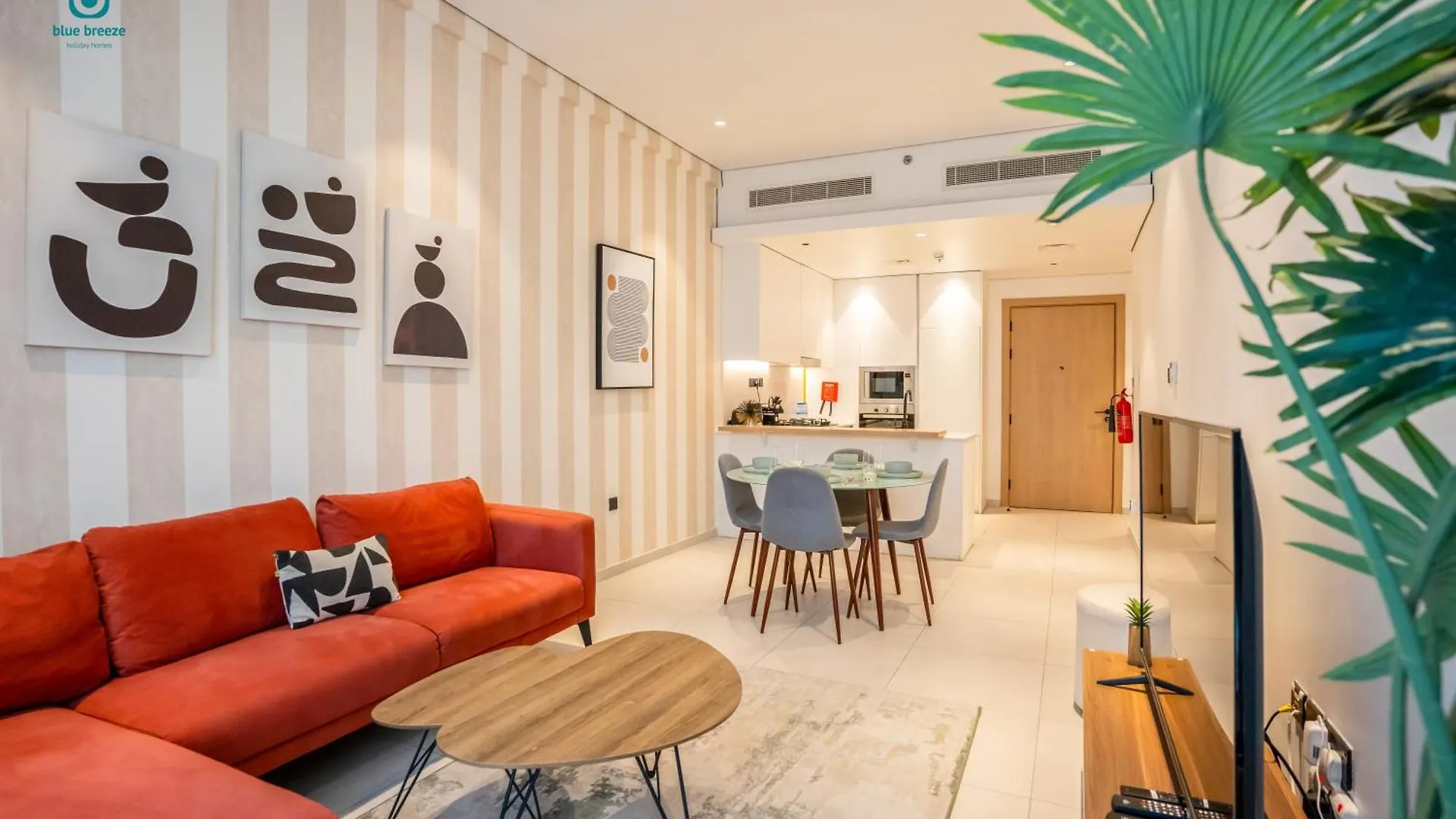 Appartamento Blue Breeze - Stylish 2Br With Balcony & Private Terrace In Jvc Dubai