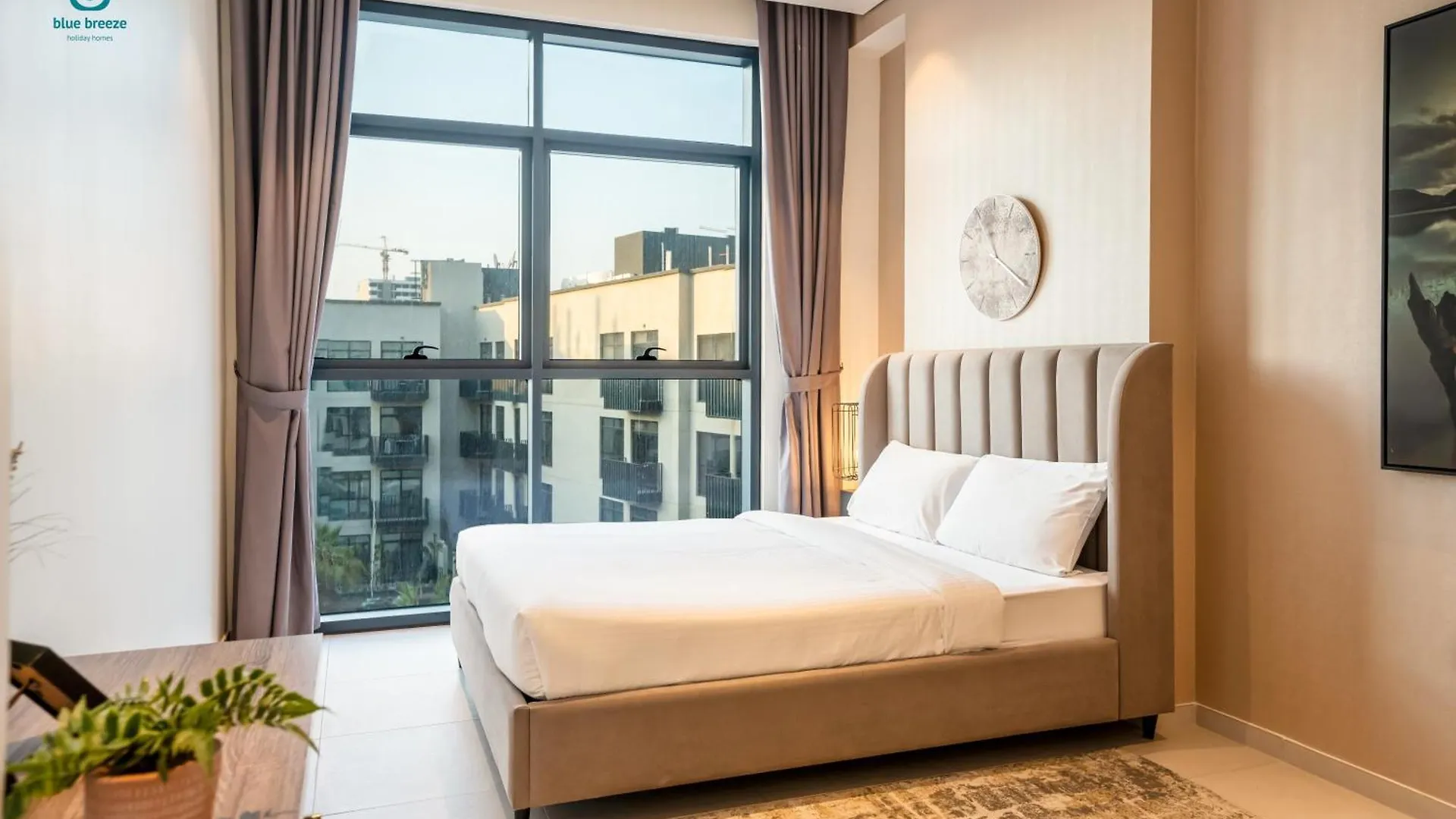 Blue Breeze - Stylish 2Br With Balcony & Private Terrace In Jvc Apartment Dubai