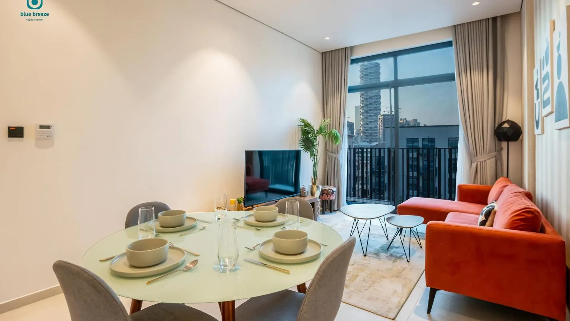 Blue Breeze - Stylish 2Br With Balcony & Private Terrace In Jvc Apartment Dubai